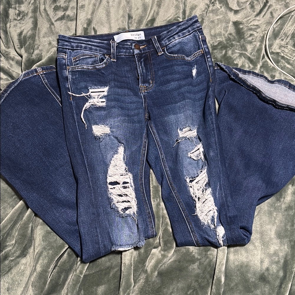 Vigoss Women's Distressed Blue Jeans